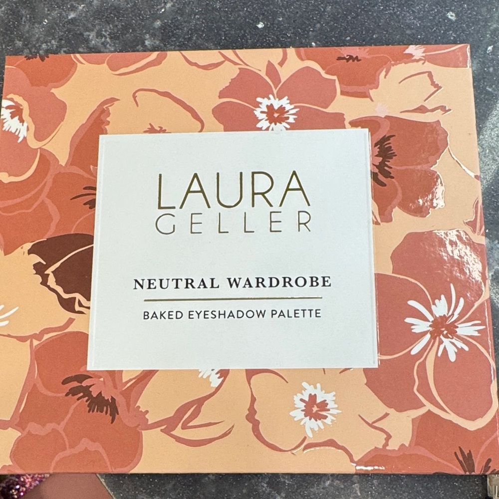 Laura Geller Neutral Wardrobe Baked Eyeshadow Palette
